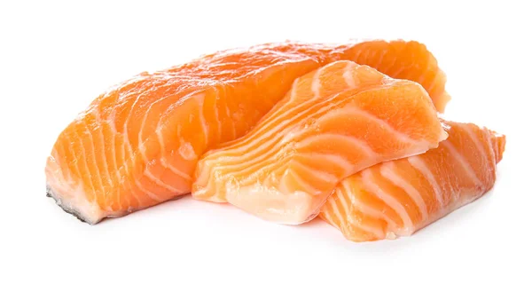 Filé de salmão cru em fundo branco — Fotografia de Stock