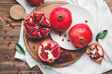 Tahta masada nefis nar bulunan bir tahta.