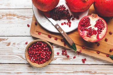 Tahta masada nefis nar bulunan bir tahta.