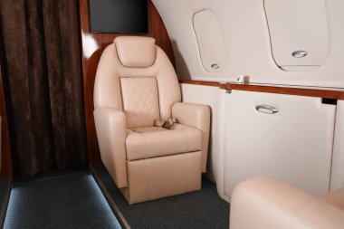 Modern özel uçağın içeriden görünüşü