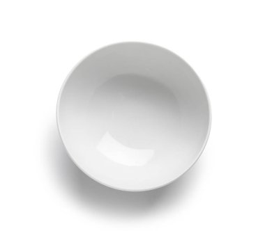 beyaz zemin üzerinde boş seramik tabak