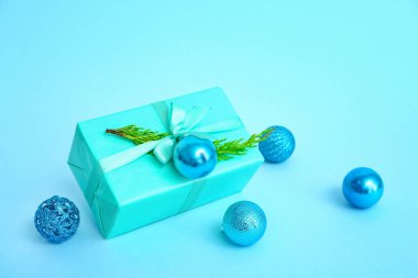 Güzel Noel hediyesi ve renk arka plan dekor