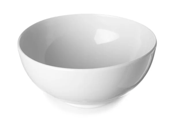 Ciotola di ceramica vuota su sfondo bianco — Foto Stock