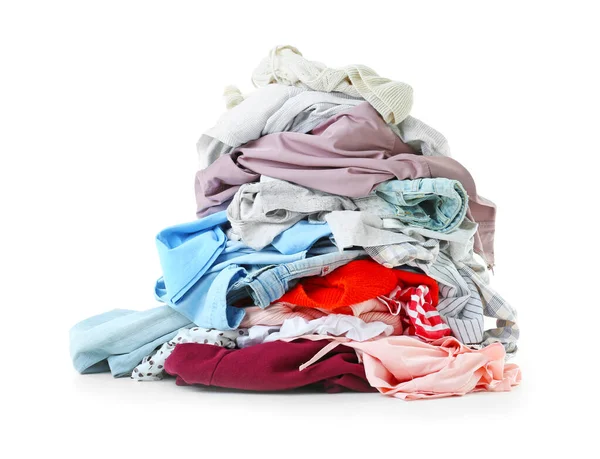 Heap de roupas diferentes no fundo branco — Fotografia de Stock