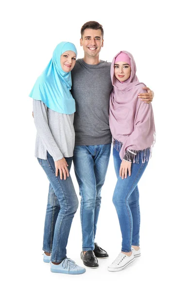 Portré a muszlim család fehér háttér — Stock Fotó