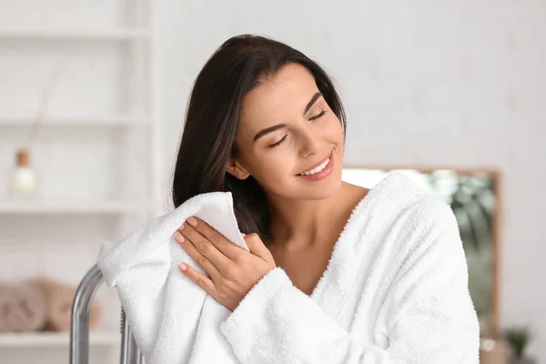 Beautiful young woman after taking bath at home — Stock Photo, Image