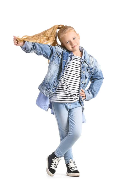 Cute little girl w jesieni ubrania na białym tle — Zdjęcie stockowe