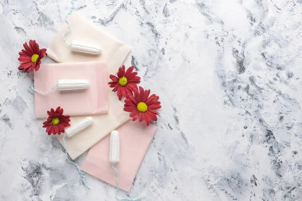 Menstrual pads with tampons on white background. Menstruation concept — 스톡 사진