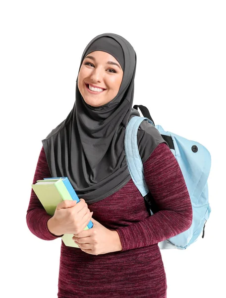 Retrato de estudante muçulmana no fundo branco — Fotografia de Stock