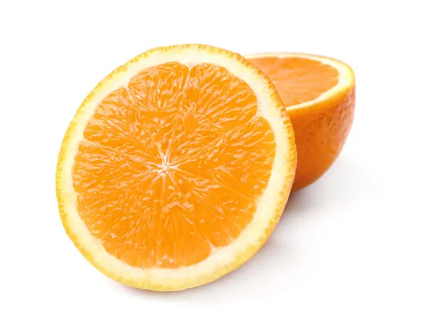 Słodki krój pomarańczowy na białym tle — Zdjęcie stockowe