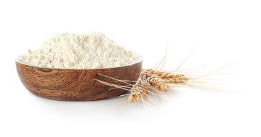 Beyaz zemin üzerine un kase