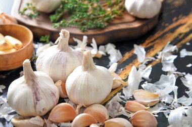 karanlık tablo taze sarımsak