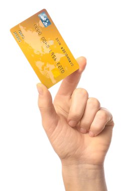 Beyaz arka planda kredi kartı ile kadın el
