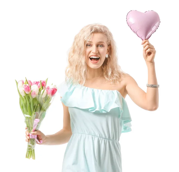 Hermosa joven con flores y globo sobre fondo blanco. Celebración del Día Internacional de la Mujer — Foto de Stock