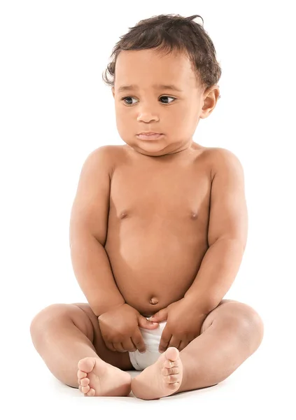 Lindo bebé afroamericano aislado en blanco — Foto de Stock