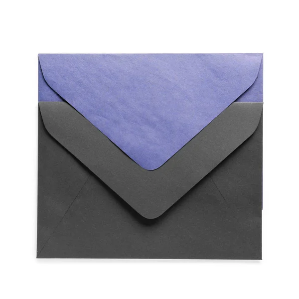 하얀 배경에 있는 종 이 봉투 — 스톡 사진
