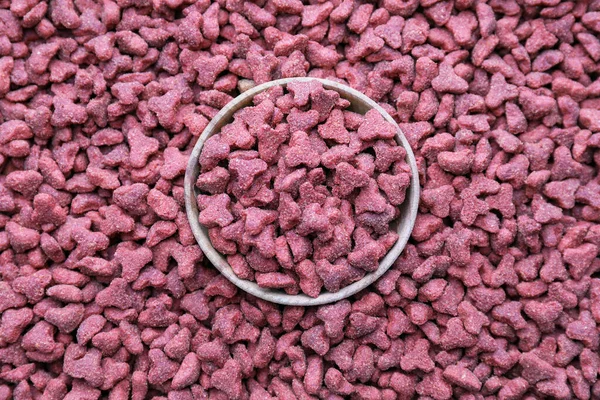 Mísa na suché krmivo pro domácí zvířata — Stock fotografie