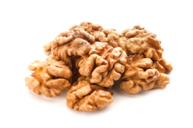 Beyaz zemin üzerine lezzetli ceviz