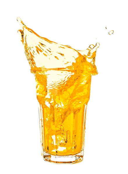 Glas koude cocktail met spetters op witte achtergrond — Stockfoto