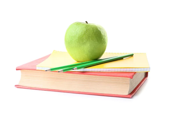 하얀 배경의 학교 책, 공책, 연필, 애플 — 스톡 사진