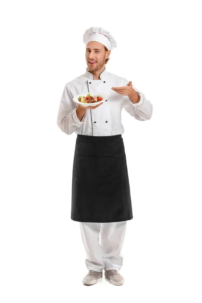 Ευτυχισμένος αρσενικός σεφ με έτοιμο πιάτο σε λευκό φόντο — Φωτογραφία Αρχείου