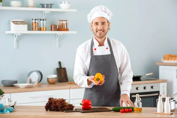 Portrait of male chef in kitchen — Stock Photo, Image