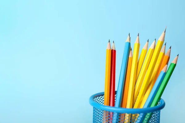 Zwykłe Ołówki Tle Koloru — Zdjęcie stockowe