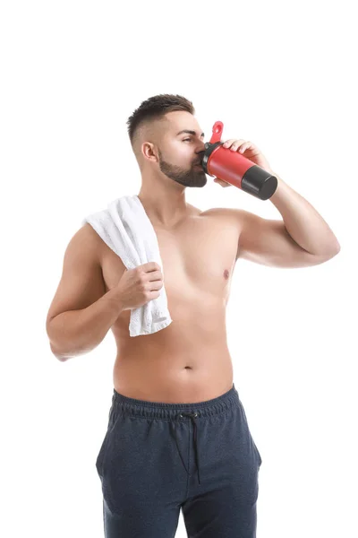 Sportlicher Mann Mit Proteinshake Auf Weißem Hintergrund — Stockfoto
