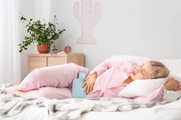 Young Woman Suffering Menstrual Cramps Bedroom — Stock Photo, Image