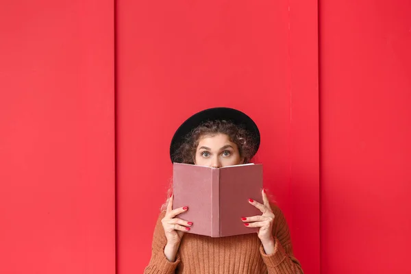 Beautiful Young Woman Warm Sweater Book Color Background — Stock Photo, Image