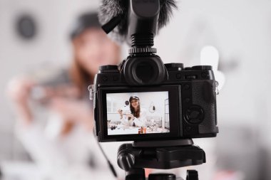 Genç güzellik blogger kayıt video evde