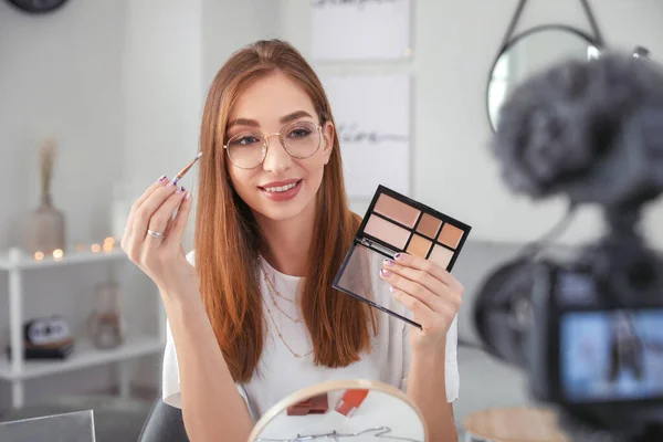 Young Beauty Blogger Recording Video Home — Stock Photo, Image