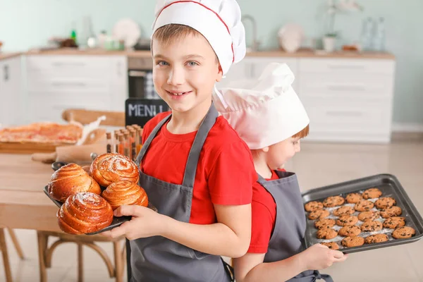 Cute Little Chefs Pastry Kitchen — Stock Photo, Image