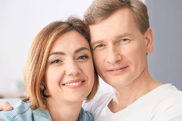 Portrait Beautiful Couple Home — Stock Photo, Image