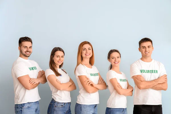 Equipo Voluntarios Sobre Fondo Color — Foto de Stock