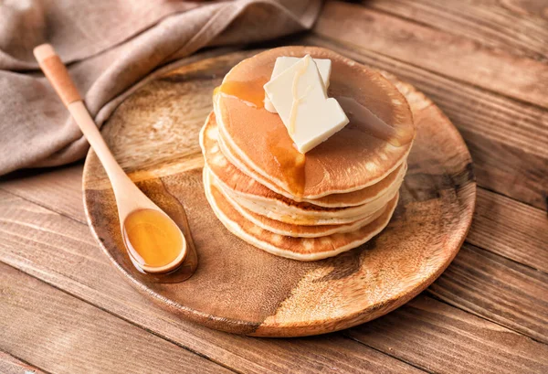 Pancake Lezat Dengan Madu Dan Mentega Piring — Stok Foto