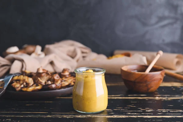 Jar Tasty Honey Mustard Sauce Wooden Table — Stock Photo, Image