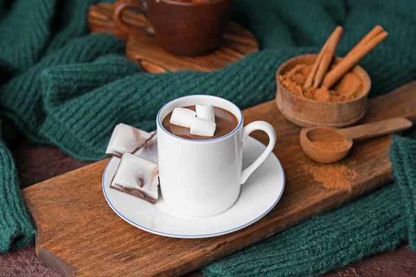 Tasse Heiße Schokolade Auf Dem Tisch — Stockfoto