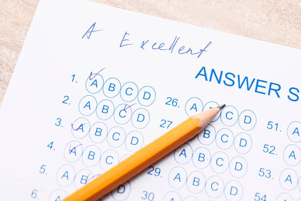 Checked Answer Sheet Table Closeup Concept Passing Exam — Stock Photo, Image