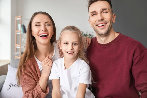 Portrait Family Video Chatting Home — Stock Photo, Image