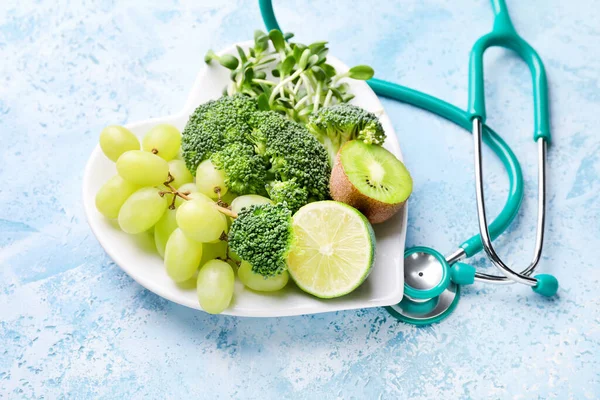 Plate Healthy Products Stethoscope Color Background — Stock Photo, Image