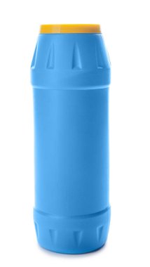 Beyaz arkaplanda bir şişe deterjan