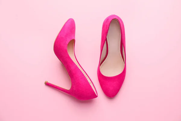 Eleganti Scarpe Femminili Sfondo Rosa — Foto Stock