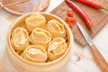 Masada doğulu hamur tatlısı olan bir buharlı gemi.