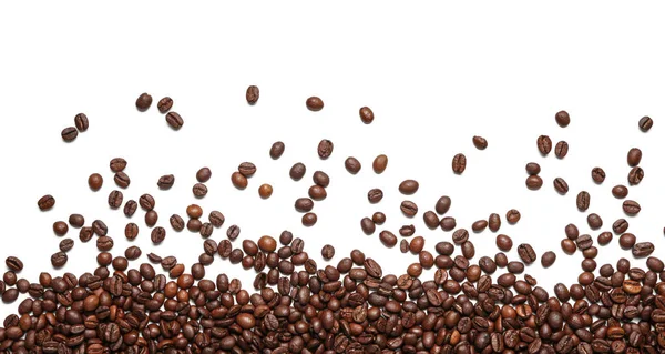 Många Kaffebönor Vit Bakgrund — Stockfoto