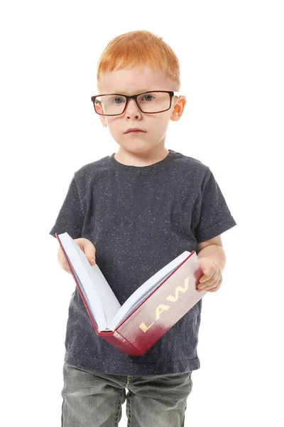 Netter Kleiner Junge Mit Gesetzbuch Auf Weißem Hintergrund — Stockfoto