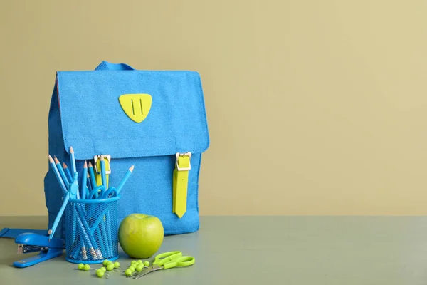 School Backpack Stationery Table — Stock Photo, Image