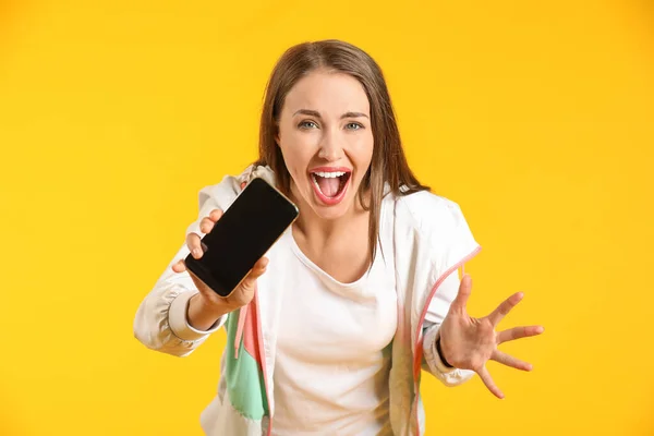 Screaming Young Woman Mobile Phone Color Background — Stock Photo, Image