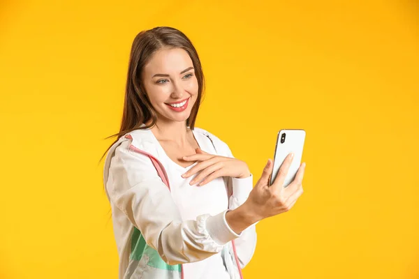 Young Woman Mobile Phone Taking Selfie Color Background — Stock Photo, Image