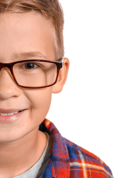 Söt Liten Pojke Med Glasögon Vit Bakgrund Närbild — Stockfoto